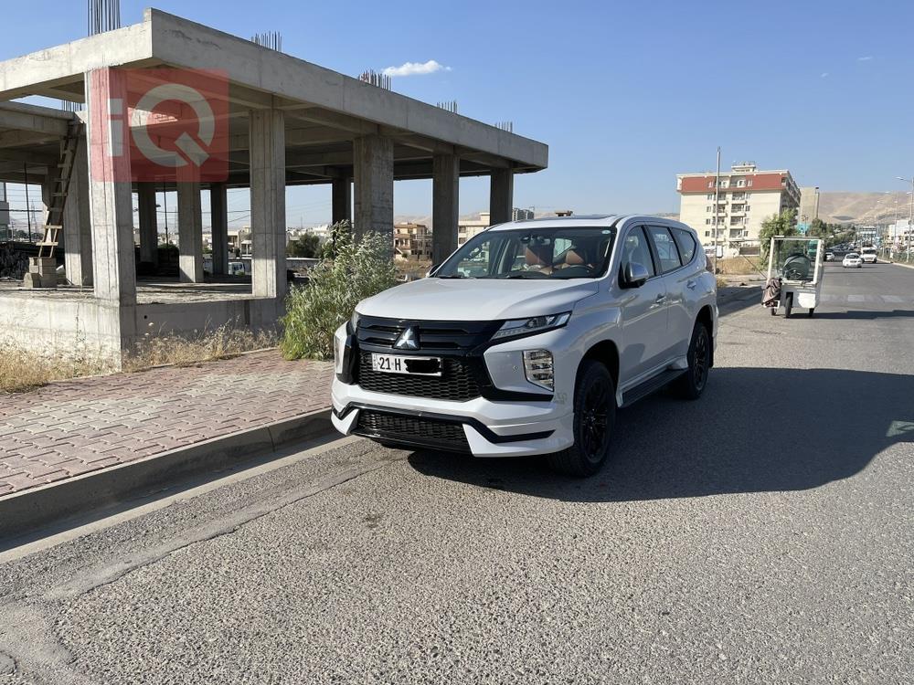 میتسوبیشی پاجیرۆ سپۆرت